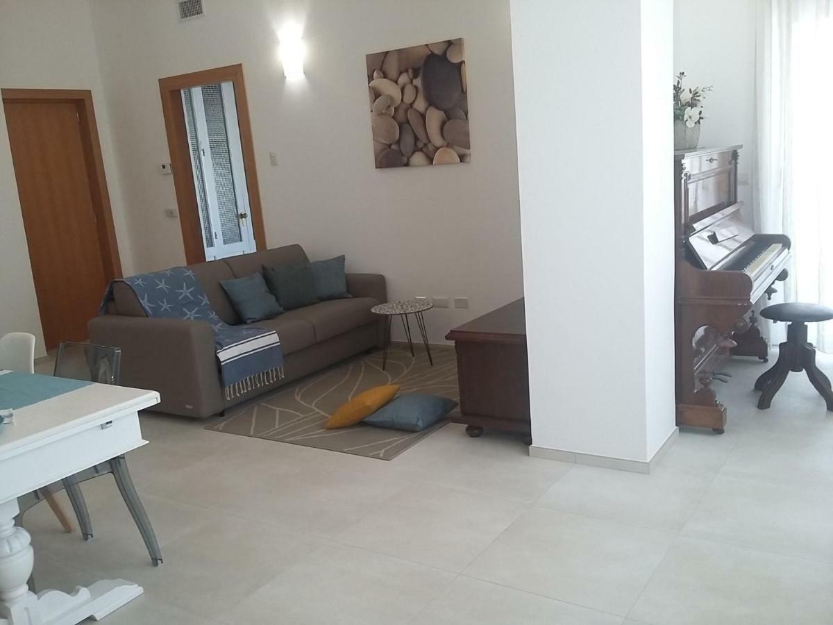 Appartamento Stefania Castro  Exterior foto
